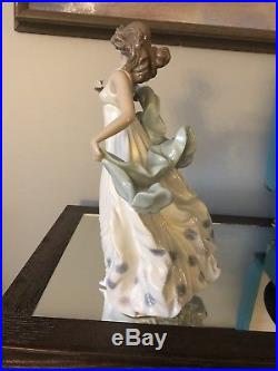 Vintage Lladro Porcelain Statue Figurine Summer Serenade 6190 Girl Bird Windy