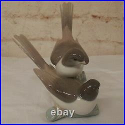 Vintage Retired Lladro #4667 Pair of Birds on a Branch Porcelain Figure Statue