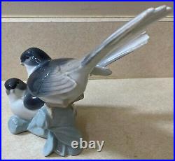 Vintage Retired Lladro #4667 Two Birds on a Branch Porcelain Figure Statue