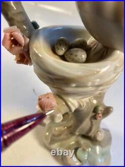 Vntg LLADRO Fine Porcelain Figurine Bird in Nest #01299 Sculptor V. Martinez
