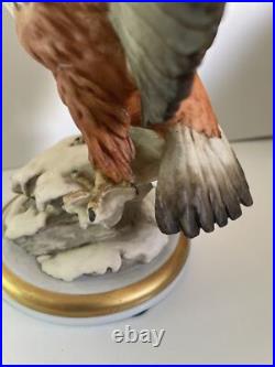 VtG Amazing Detailed Capodimonte 9.5 Tall Figurine/ Sculpture Bald Eagle on Sno