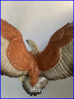 VtG Amazing Detailed Capodimonte 9.5 Tall Figurine/ Sculpture Bald Eagle on Sno