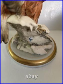 VtG Amazing Detailed Capodimonte 9.5 Tall Figurine/ Sculpture Bald Eagle on Sno