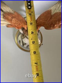 VtG Amazing Detailed Capodimonte 9.5 Tall Figurine/ Sculpture Bald Eagle on Sno