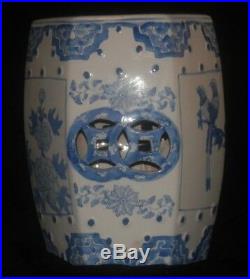 Vtg, Chinese Porcelain Blue White Birds Peony Flowers Garden Stool Seat Table