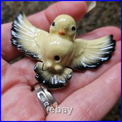 Vtg Hagen Renaker VERY RARE Miniature Yellow & Black Flying Bird w Metal Legs